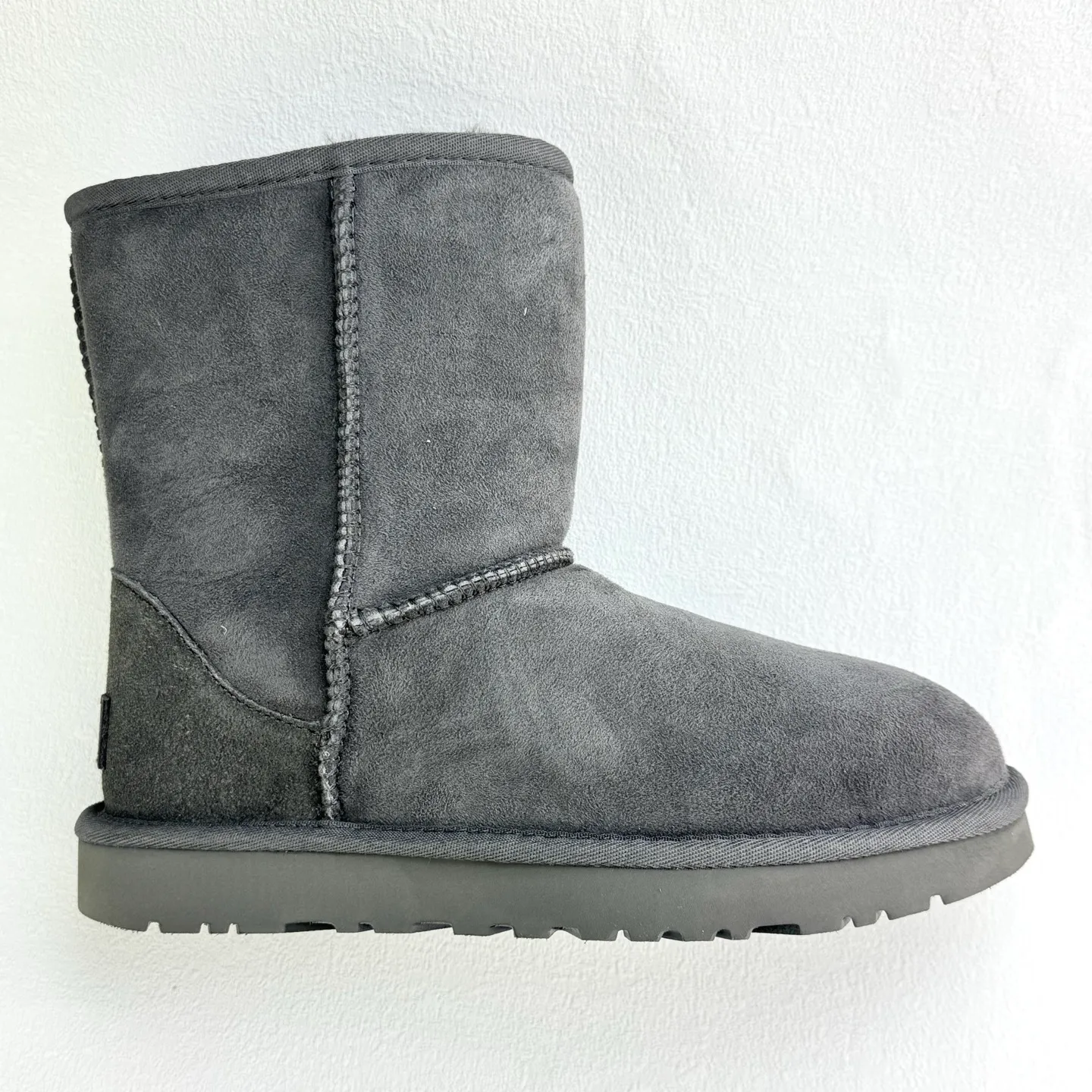 Self-pickup 💰440 UGG 6223 mid-top straight classic style Longfeng fur integrated Size 35 36 37 38 39 40